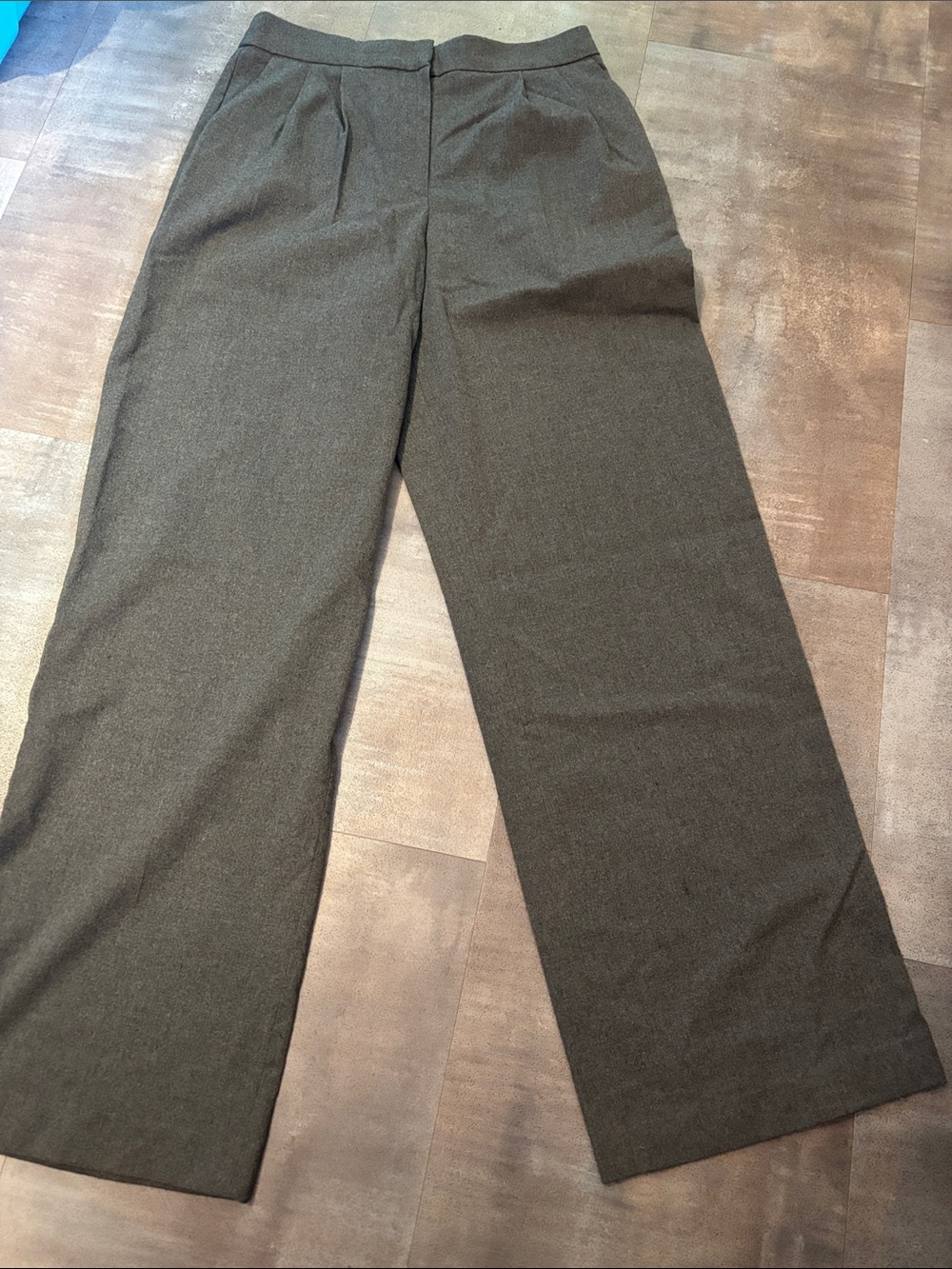 Express Women’s Size 8R extra high rise Wide Leg Trousers